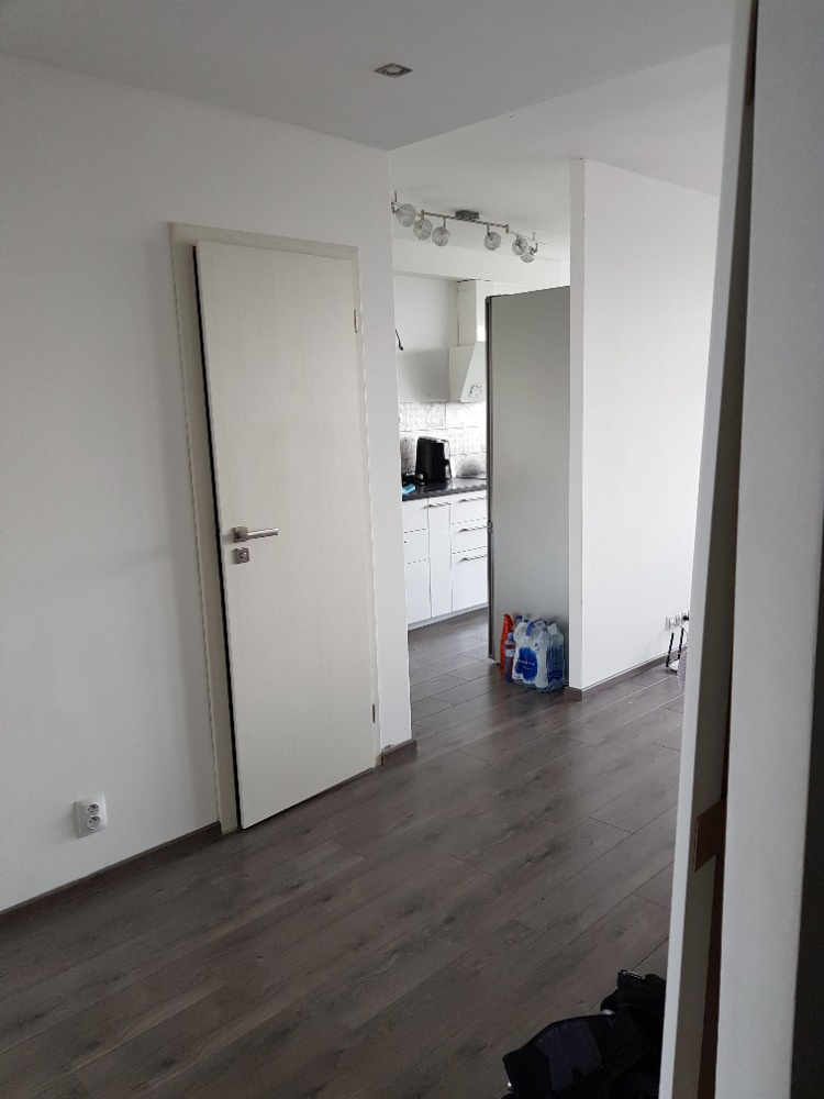 Pronájem bytu 3+1 98 m² s lodžií a komorou, Husníkova, Praha 5 - Stodůlky